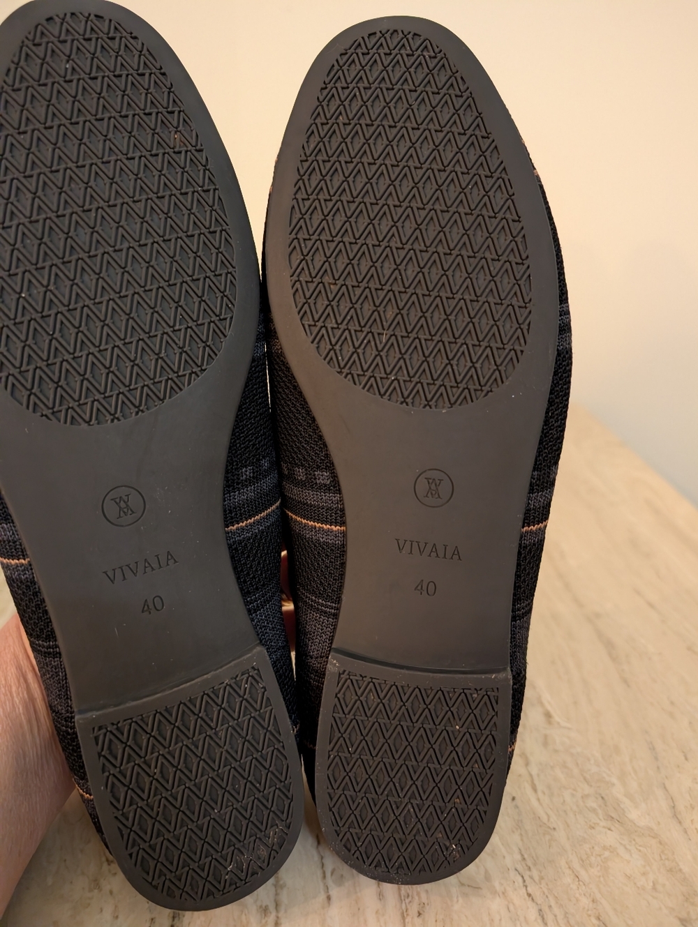 Vivaia Elly Black Striped Loafer EU 40/ US9 - Picture 5 of 5